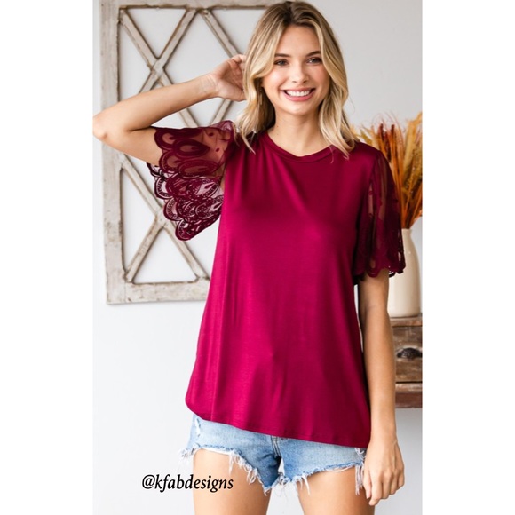Tops - ❤️LAST 2! Beautiful Soft Luxe Crochet Sleeve Burgundy Top!